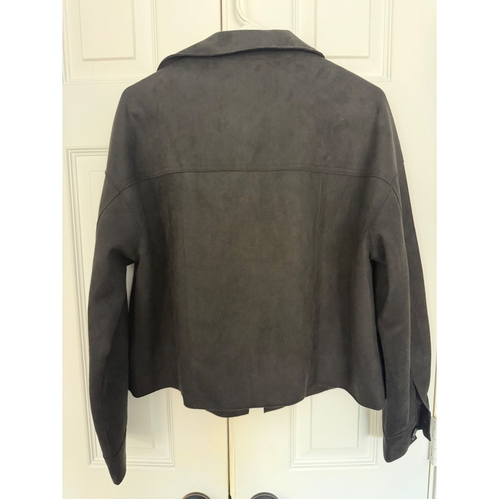 PrettyGarden‎ Women Black Faux Suede Cropped Jacket Button Up Shacket Size M NWT - Picture 3 of 7